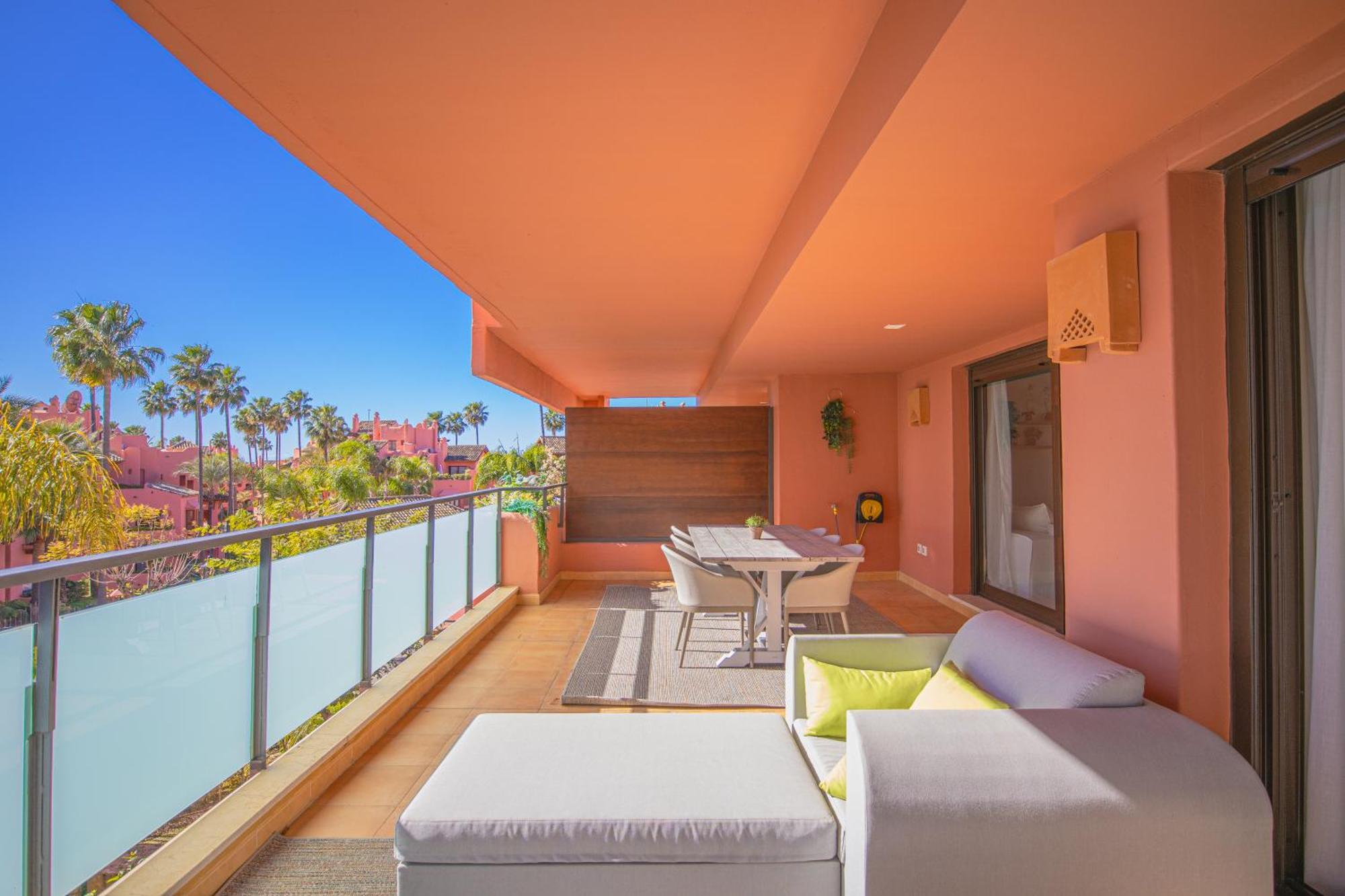 Buenti Apartments Estepona Extérieur photo
